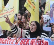 Halep’te direnişe çarptılar