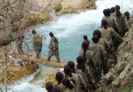 Cesaret eden şikâyet etmez, mücadele eder