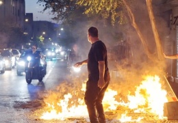 İran'da tarihi serhildan