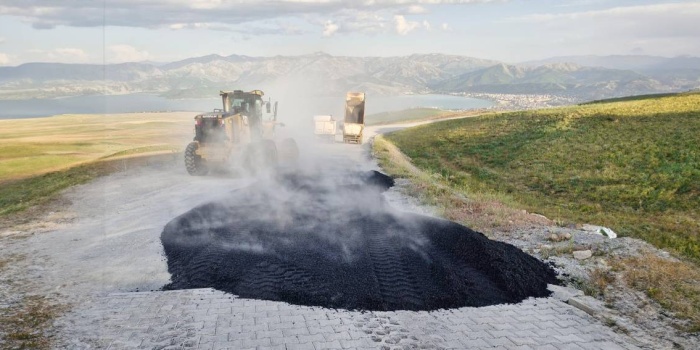 Nemrut Krater Gölü yolu