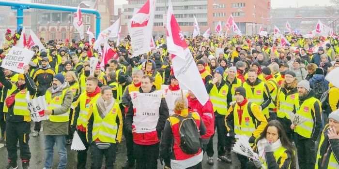 Almanya işçiler grev