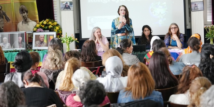 İsviçre Kürt Kadınlar Birliği (YJK-S) kongresi