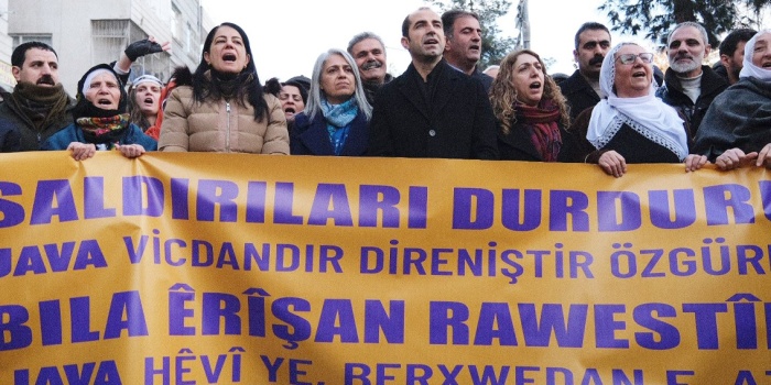 Rojava saldırılar protesto